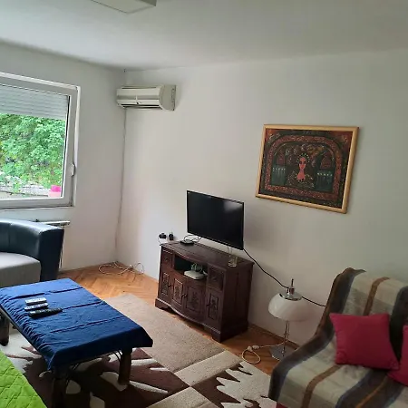 Dramski Apartment *