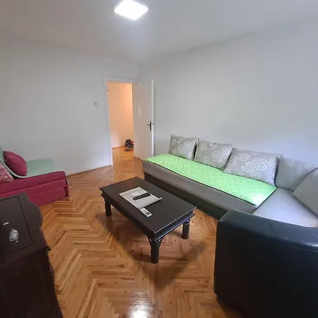 Apartament Dramski *